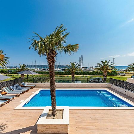 Gorgeous Home In Kastel Gomilica With Wifi Kastela Exterior photo