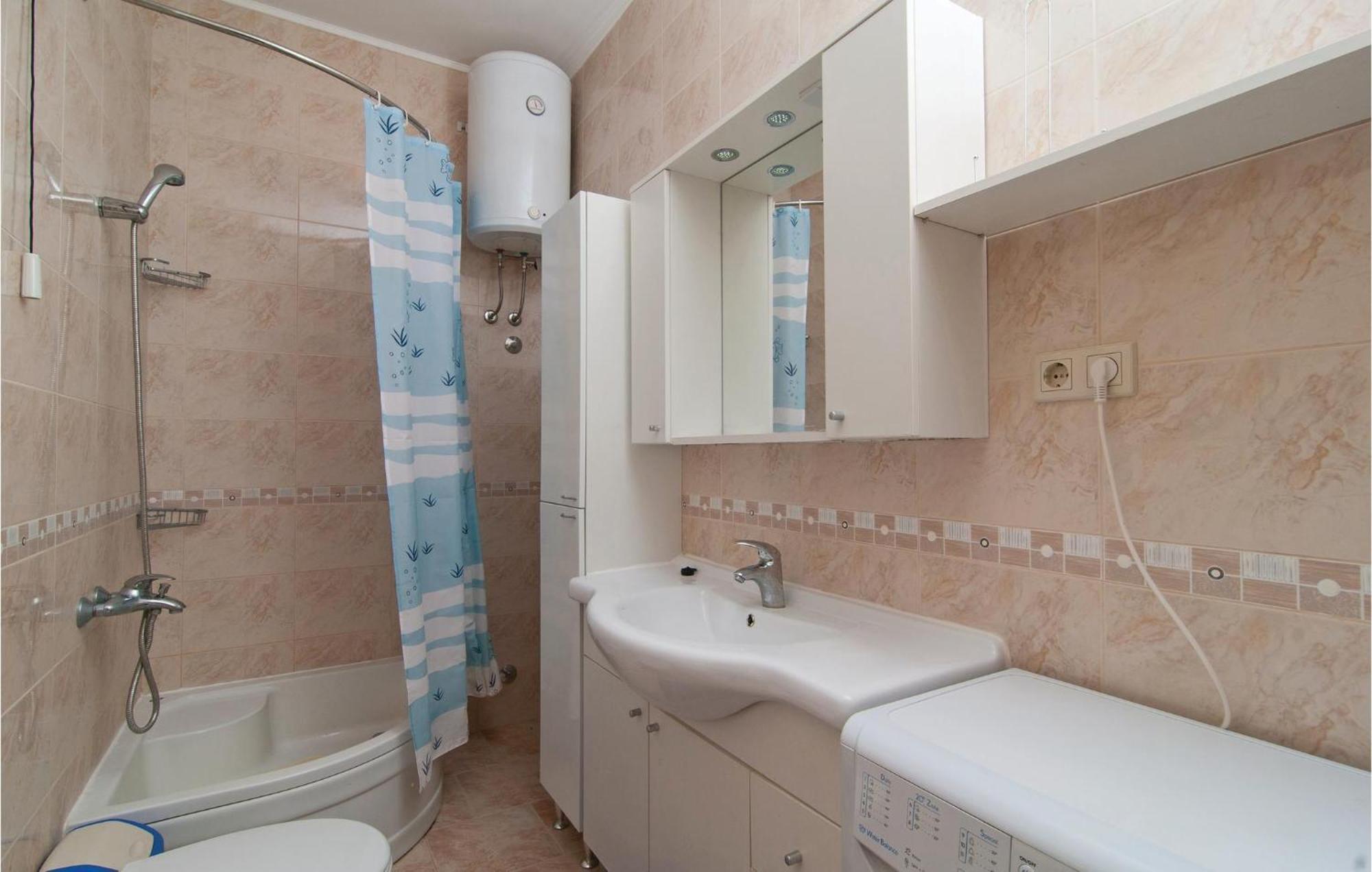 Gorgeous Home In Kastel Gomilica With Wifi Kastela Exterior photo